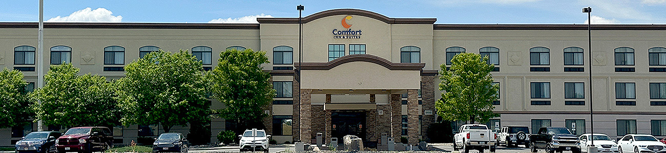 Comfort Inn & Suites Hotel at Crossroads Point